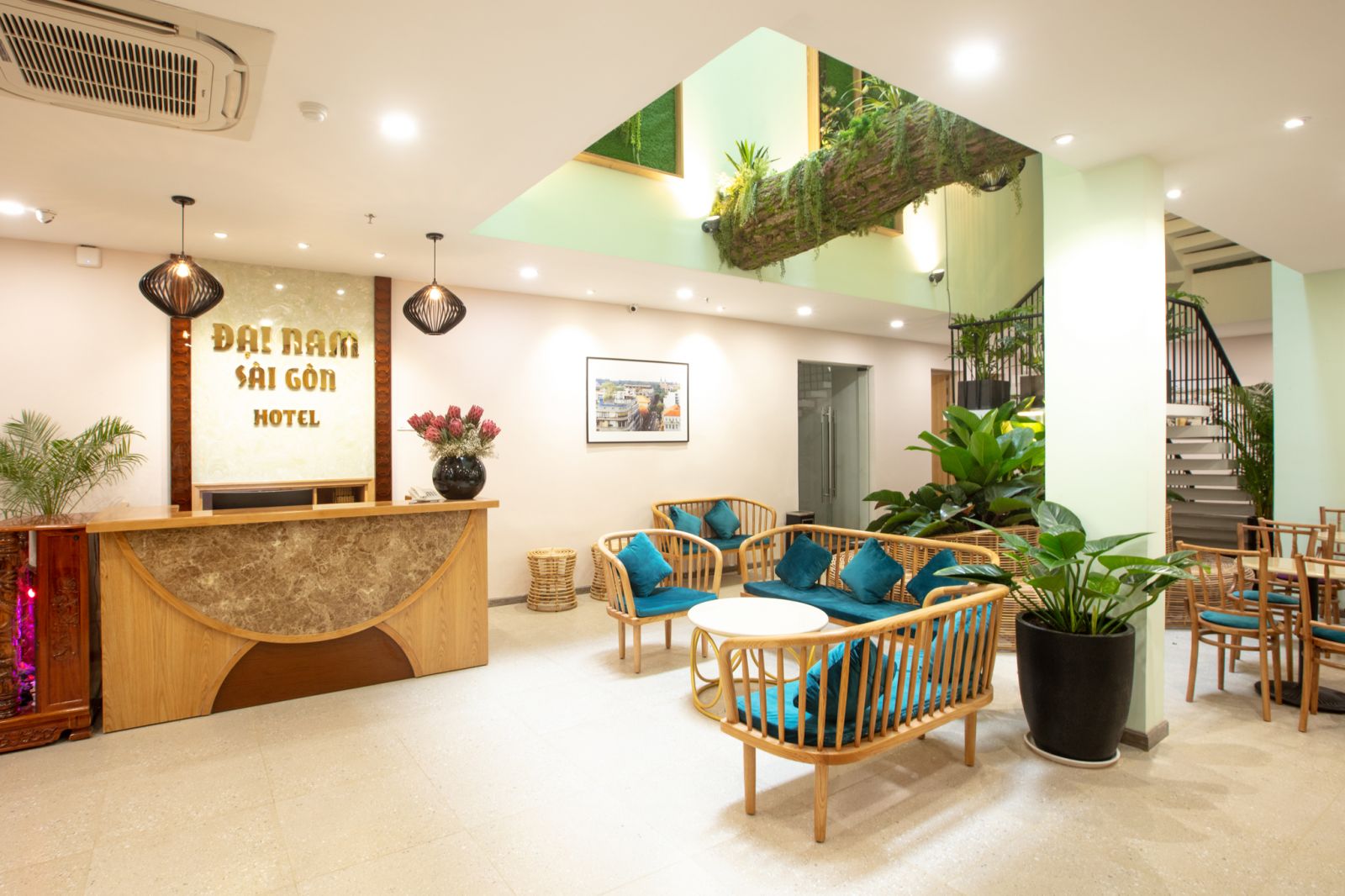 Đại Nam Sài Gòn Hotel